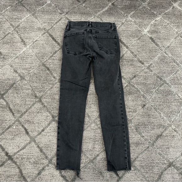 Frame Le Skinny de Jeanne Oxshott 25 - Picture 5 of 7